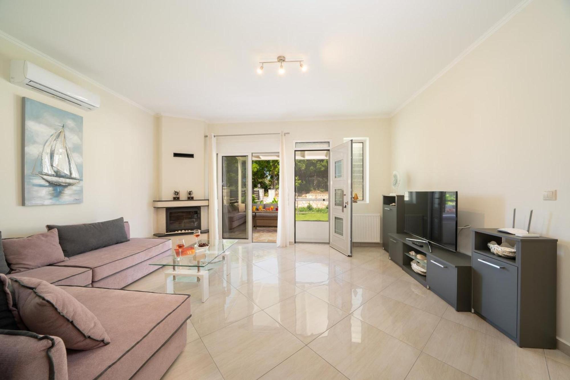 Dendra Apartments At Skala Poros  Exterior photo