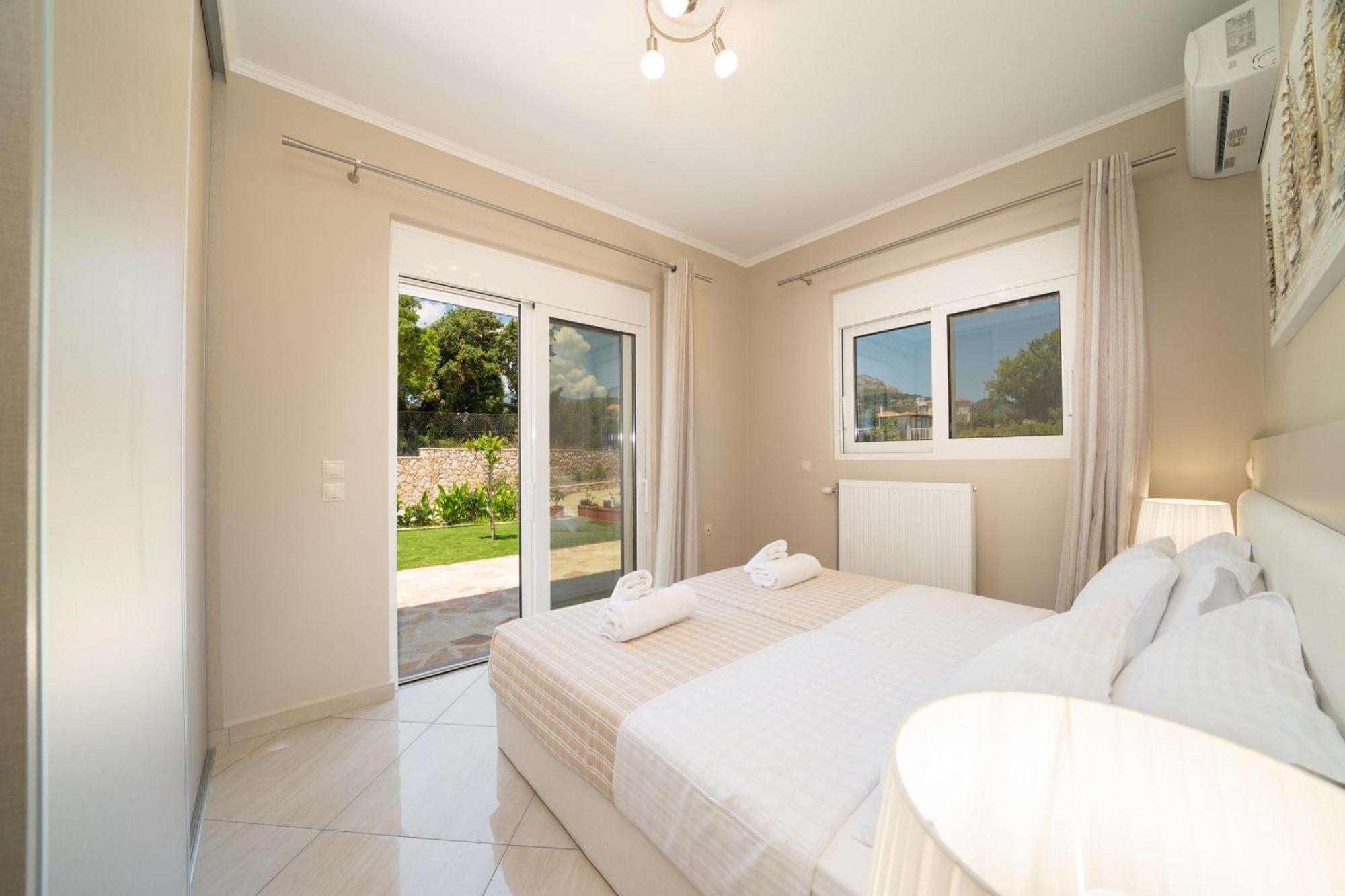 Dendra Apartments At Skala Poros  Exterior photo