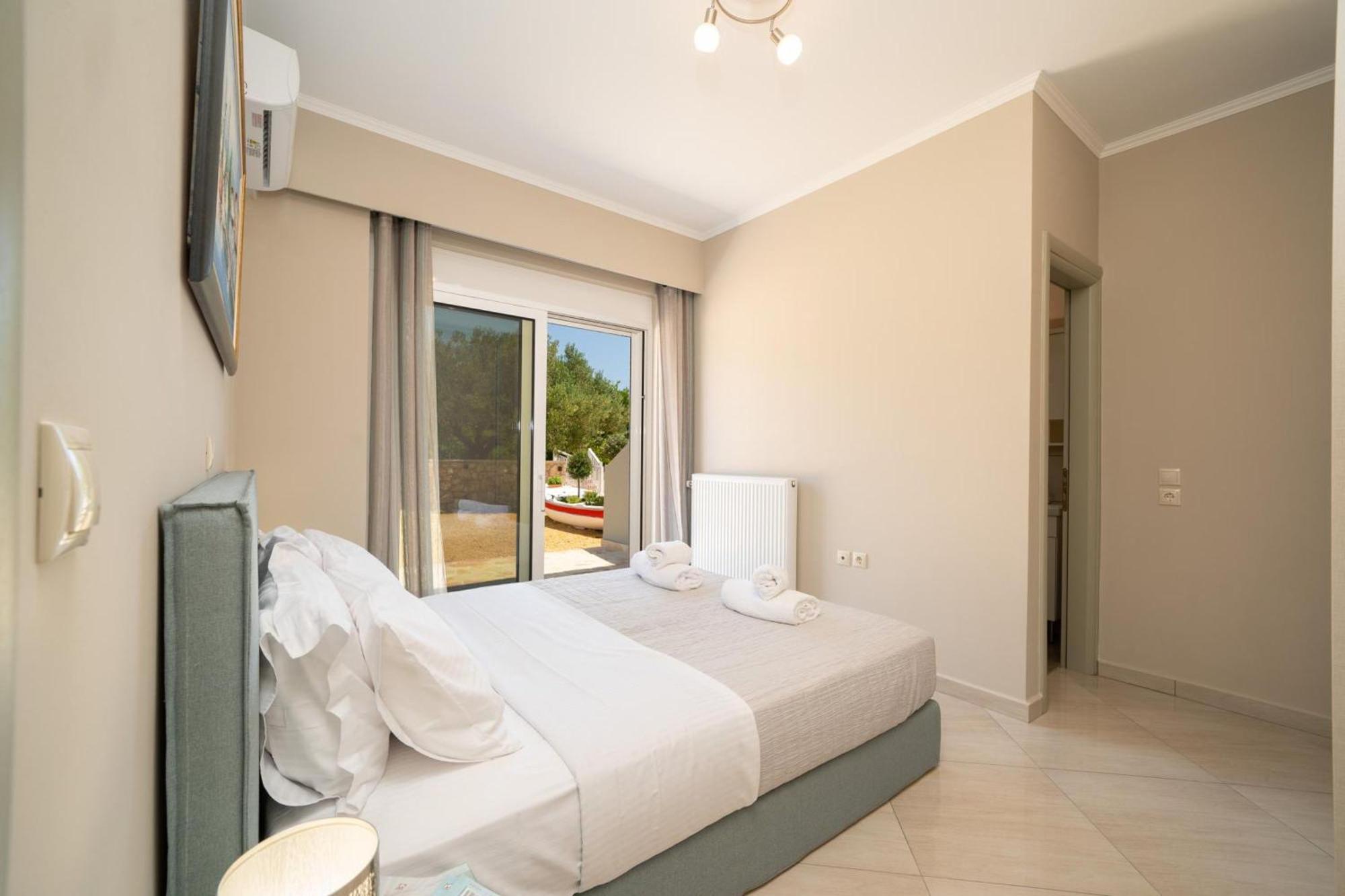 Dendra Apartments At Skala Poros  Exterior photo