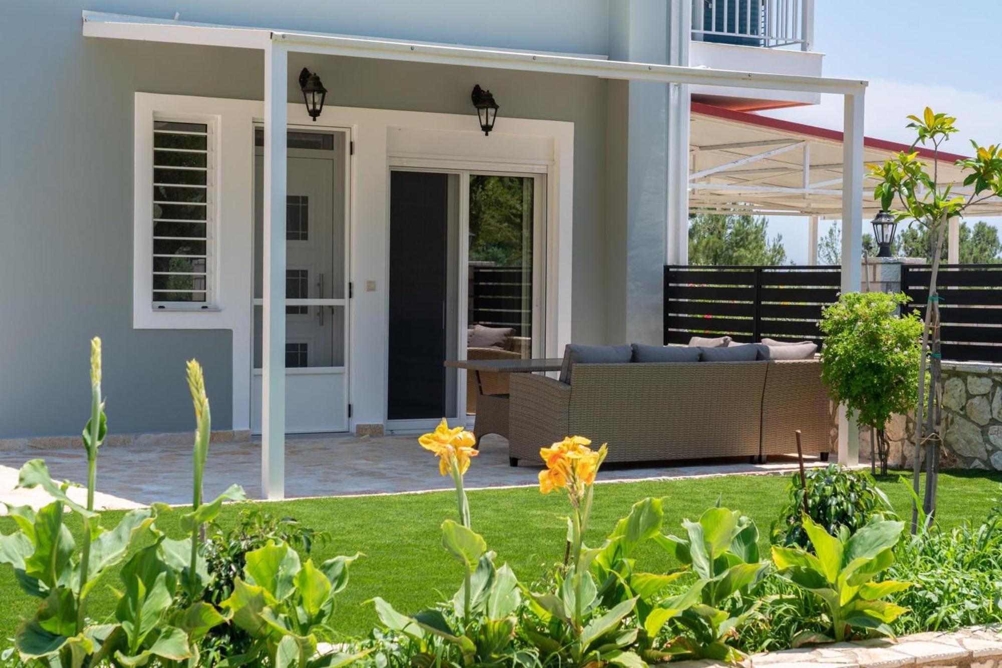 Dendra Apartments At Skala Poros  Exterior photo